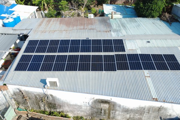 Thi công hệ Lưu trữ 14.3 KW tại Karaoke Hoa Liên - Gành Dầu