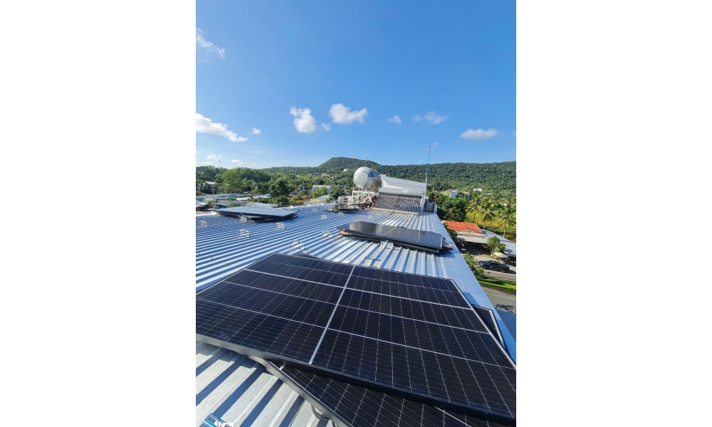 Thi công hệ 10.5 KW Solar tại Bảo Hân Motel