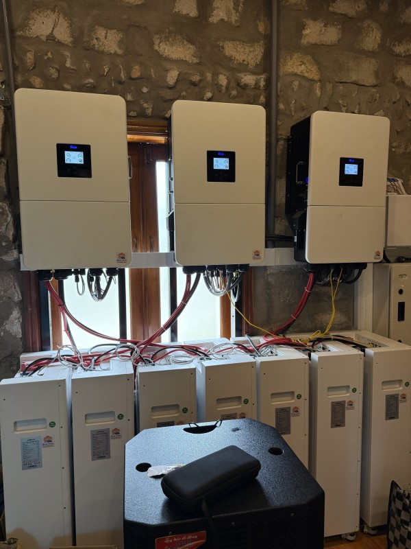 Hoàn thiện hệ thống điện mặt trời 96.6kWp + 106kWh lưu trữ tại Nova Fitness Retreat Cửa Cạn- Phú Quốc Hoàn thiện hệ thống điện mặt trời 96.6kWp + 106kWh lưu trữ tại Nova Fitness Retreat Cửa Cạn- Phú Quốc