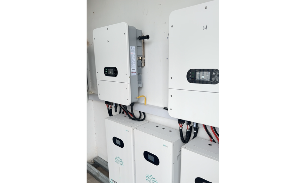 GIẢI PHÁP ĐIỆN MẶT TRỜI HYBRID 54kWp+LƯU TRỮ 64.5kWh CẬP BẾN HÀ TIÊN – BLUESOLAR TIẾP TỤC KHẲNG ĐỊNH VỊ THẾ TẠI MIỀN TÂY