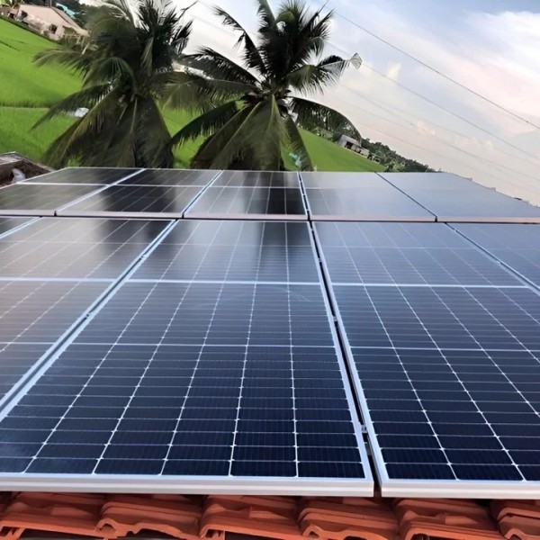 Những điều cần biết về Tấm pin năng lượng mặt trời Những điều cần biết về Tấm pin năng lượng mặt trời